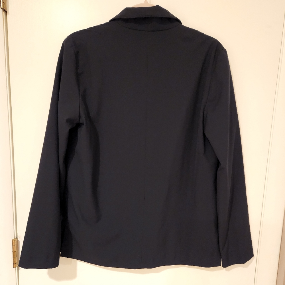 Liz Claiborne Woman's navy blazer, Size Small